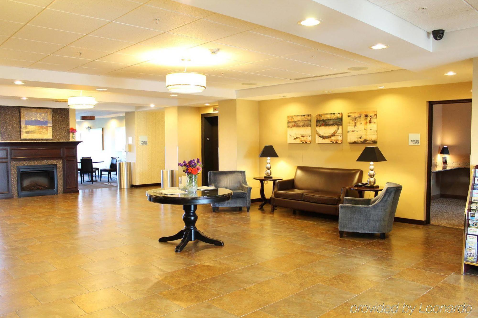 Holiday Inn Express & Suites Malone By Ihg Zewnętrze zdjęcie