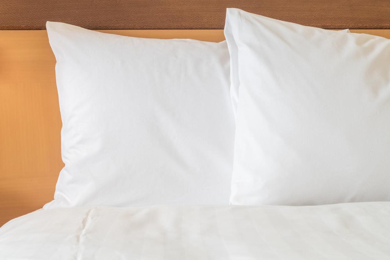Holiday Inn Express & Suites Malone By Ihg Zewnętrze zdjęcie